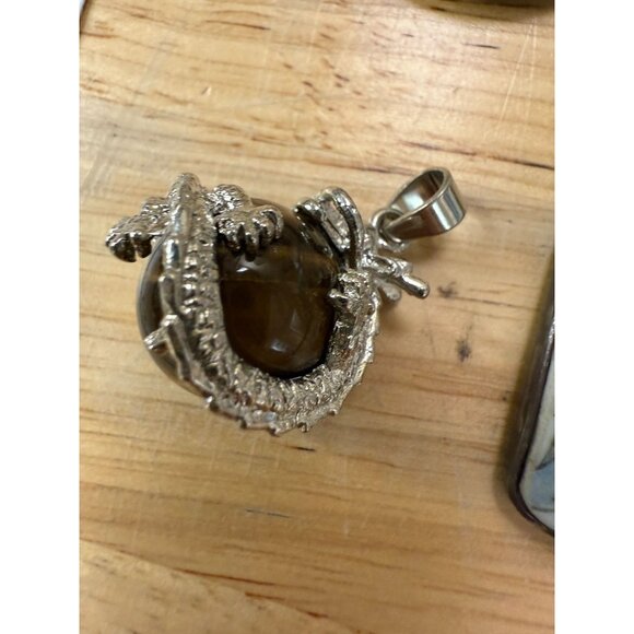 Set Of 4 Assorted Pendants Including Turquoise Heart Enamel Elephant Dragon - Picture 3 of 7